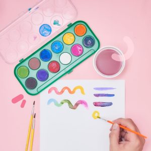 AQUARELA ESCOLAR LEO E LEO EM PASTILHA 12 CORES + PINCEL 4193 - LEONORA